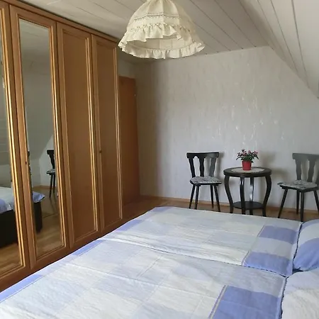 Omas Kleines Hexenhaeusle