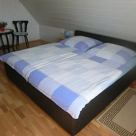 Omas Kleines Hexenhaeusle * Nüdlingen