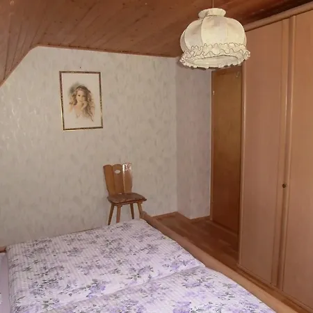 Omas Kleines Hexenhaeusle