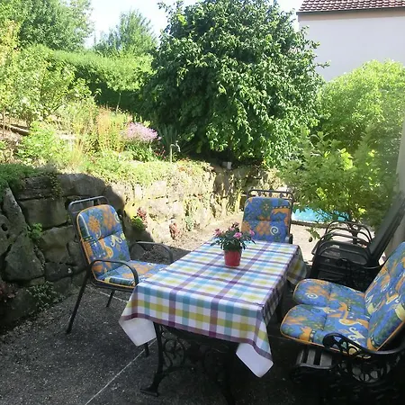 Omas Kleines Hexenhaeusle Nüdlingen