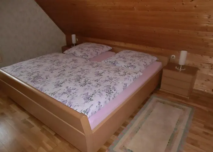 Omas Kleines Hexenhaeusle